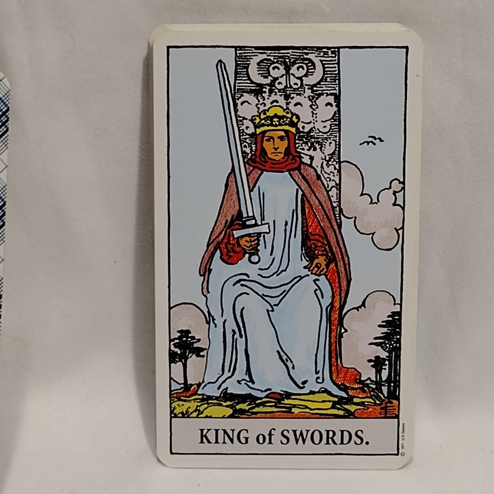The Rider Tarot Deck - Picture 6 of 16
